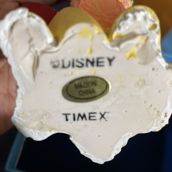 1993 Timex Limited Edition Snow White Figurine with Snow White & Dopey Watch Set - Picture 4 of 4